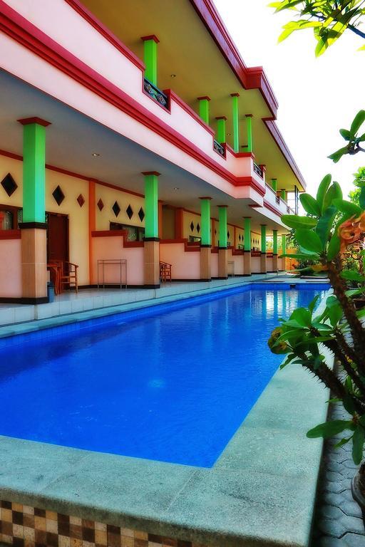 Taxa Hotell Kuta Lombok Exteriör bild